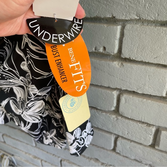 Caribbean Joe, Swim Top (Tankini) with bust enhancer in black, Size 16 - Picture 3 of 7